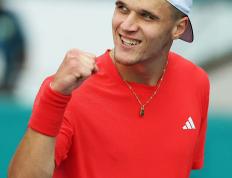 九游-德约科维奇赛事官方发布大胜新规，塞尔维亚队争议不断！的简单介绍