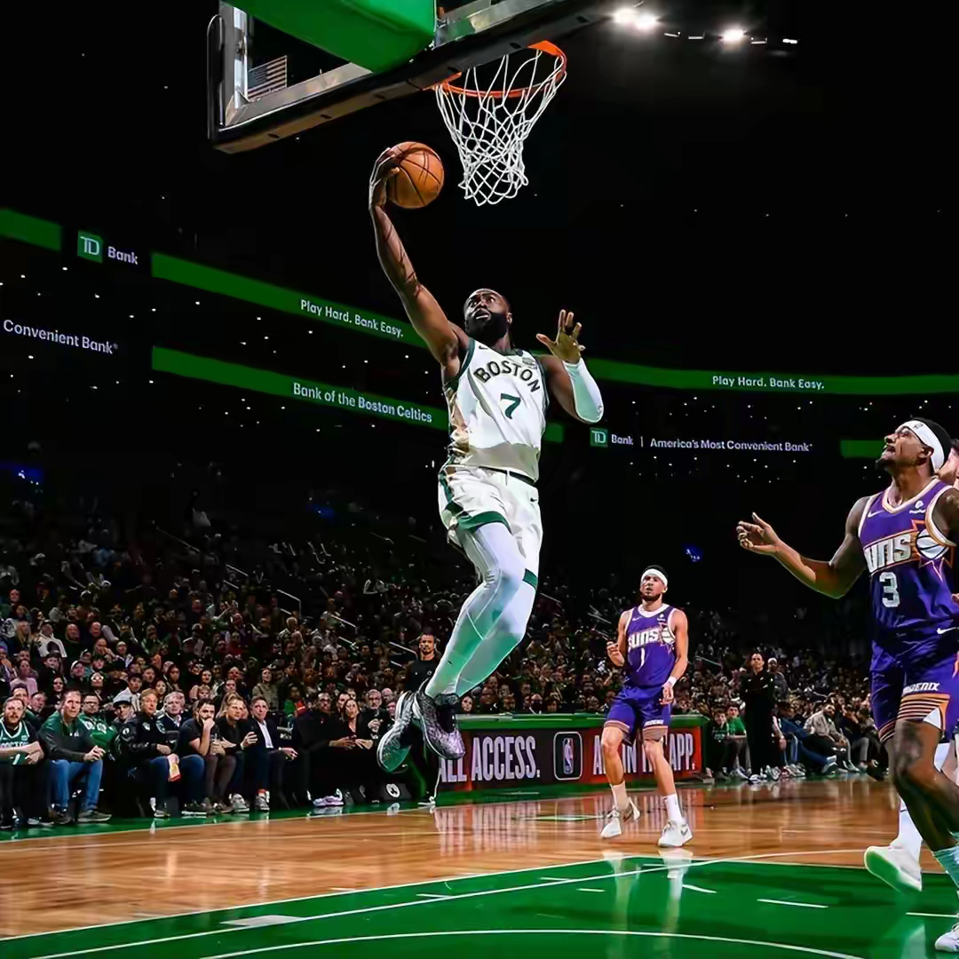 九游娱乐-包含波士顿凯尔特人迎欧联关键赛；今晨绝杀压哨；媒体盛赞；年轻球员得到机会的词条