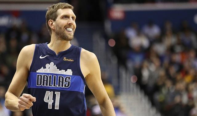 九游体育-包含Ning新星绝杀表现惊艳，雄鹿未来可期！的词条